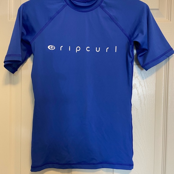 Ladies size small rip curl shirt - Picture 2 of 4